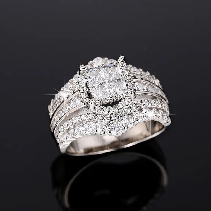 18K Gold Plated Princess Cut Ring Set, 3-Piece Cubic Zirconia Halo Engagement Ring with Stackable Bands